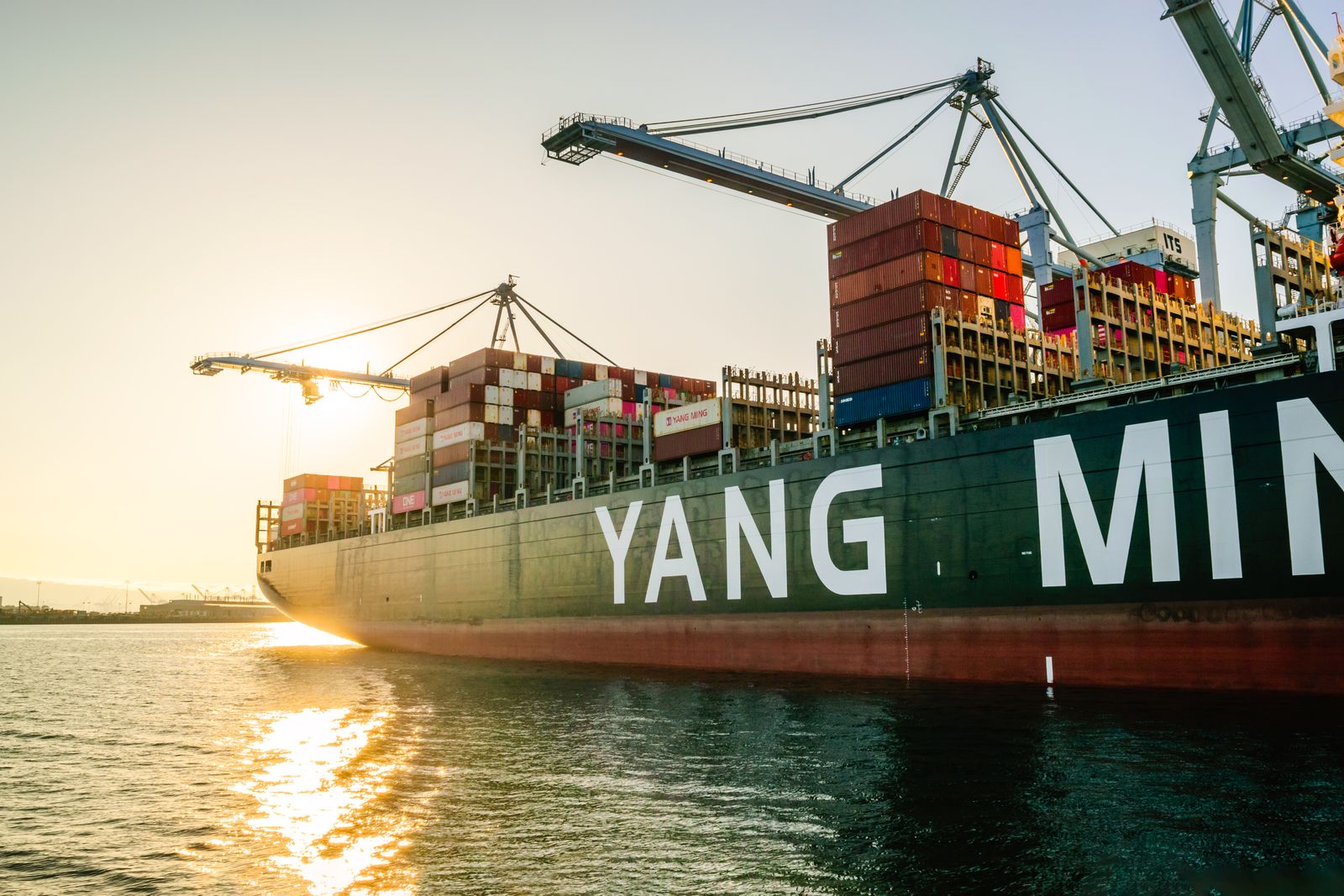 Vessel and terminal coordination